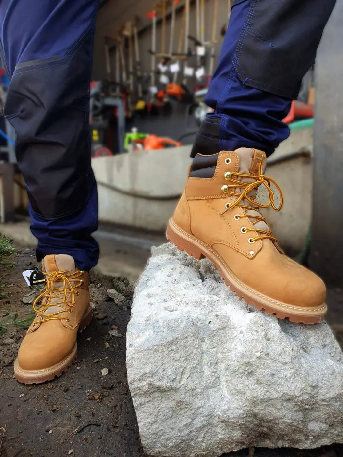 ΜΠΟΤΑΚΙ ΑΔΙΑΒΡΟΧΟ ΔΕΡΜΑΤΙΝΟ FARMER O1 FO SRC Νo41 - Image 5